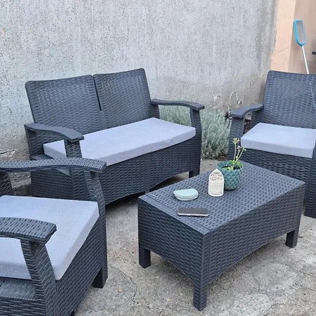 アパート Nikodijevic